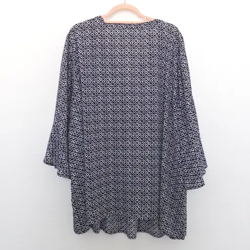 Catherines Womens Blouse Sz 4X Black White Geometric Flowy Boho Chic Lightweight