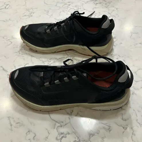 Vionic Edin Black & Gray Comfort Sneaker Woman’s Size 9