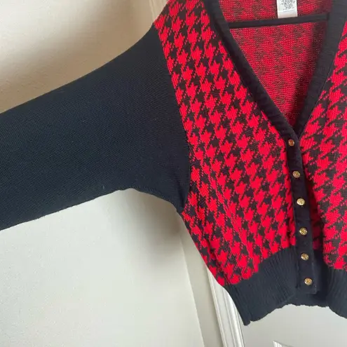 Leslie Fay Vintage Women's Red and Black Houndstooth Sweater size 12