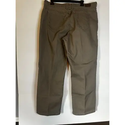 Lee  Women’s Relaxed Straight Leg Pants Size 18 Short Gray Casual Comfort