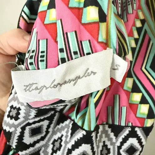 Tbags Los Angeles Criss Cross Open Back Maxi Dress in Vibrant Multi Geo Print S