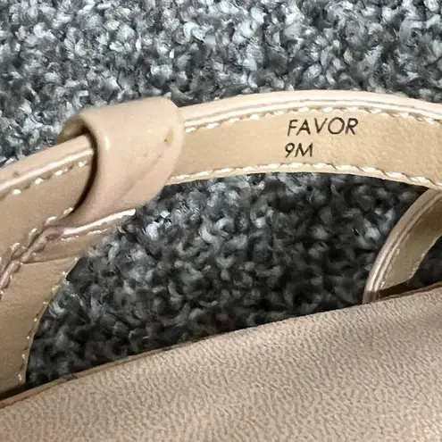 Tahari Favor Wedge Sandal Womens 9M Beige Leather Spring Flowers Strappy