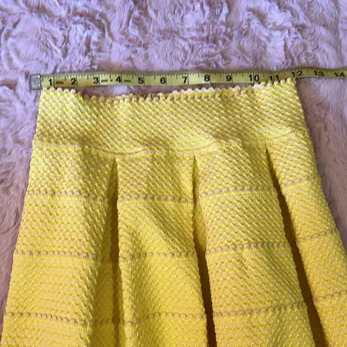 Soho Yellow size 1 skirt