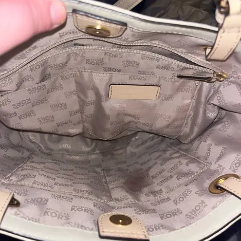 Michael Kors Elegant Cream Tote Bag with Floral Accent