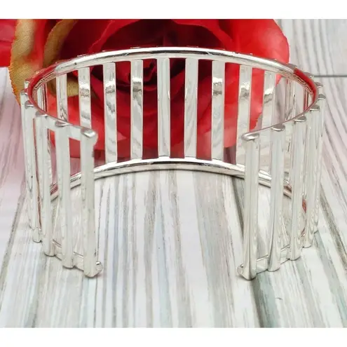 Cute Silver Tone Wide Bar Bangle Cuff Bracelet One Size Form to Fit