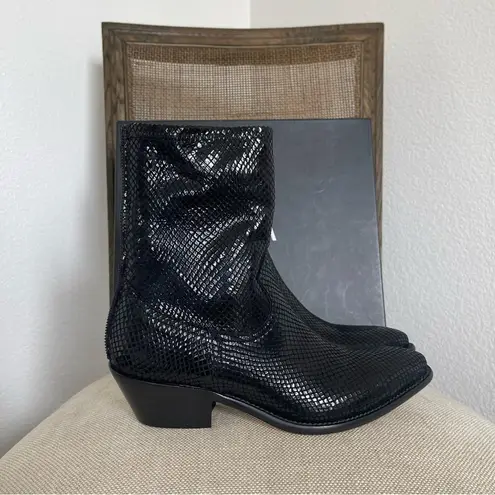 NIB RTA WOMEN SHORT COUNTRY WESTERN BLACK PATENT LEATHER BOOTS SZ 37 7