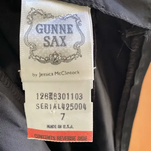 Gunne Sax Rare vintage Jessica McClintock
Vintage Elegant Black dress Attire