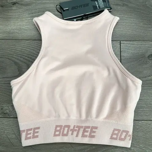 Bo + Tee Knockout Seamless Racerback Crop Top Sports Bra In Peach Size XS Pink