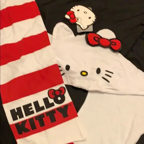 Lounge Fly NWT Hello Kitty lightweight hat rare