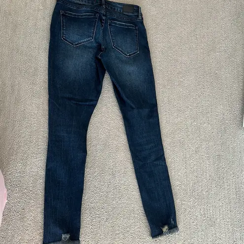 Dear John  jeans- size 25. Comfort skinny. Great fit on jeans; lightly worn!