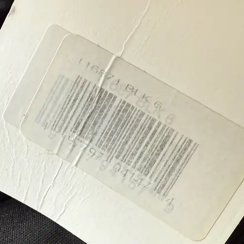 Mac Duggal Pleated Feather Cap Sleeve Open Back Gown Black Women’s Sz 6