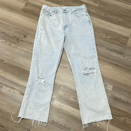 ZARA  straight leg cropped jeans Raw hem Ripped Light Wash Womens size 6