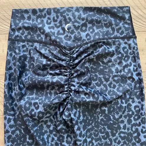 Zyia Stone Leopard Scrunchy Light n Luxe 7/8 24” Leggings 8-10