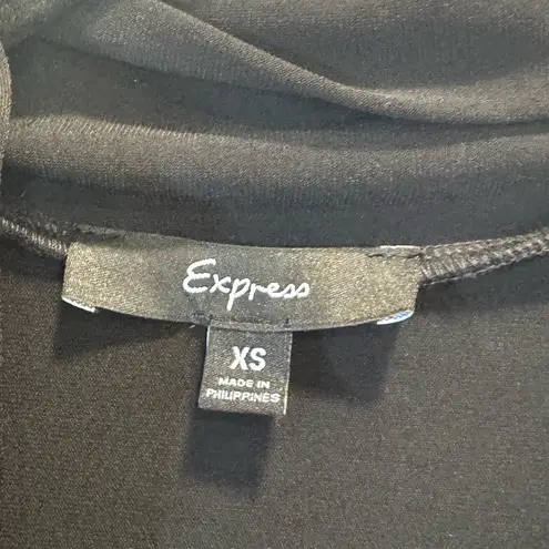 EXPRESS  Women's Modern Black Long Sleeve V-neck Blouse XS