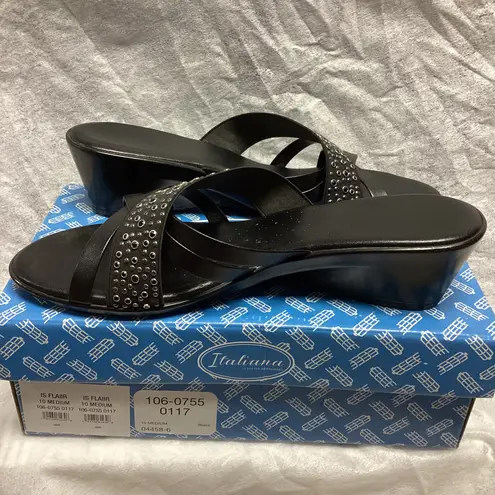 Italian Shoemakers Italiana IS Flaiir Black Silver Embellished Wedge Sandals Size 10