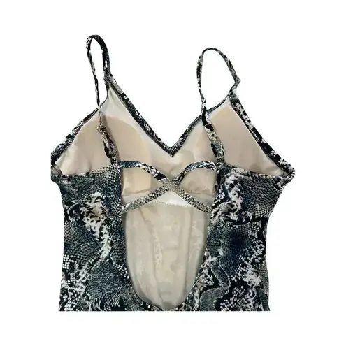 Merona  women’s multicolor snakeskin one piece swimsuit size medium