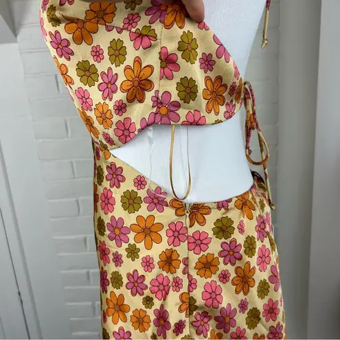 NWT Cotton Candy Retro Floral Halter Neck Cut Out Mini Dress Size M Orange Size M