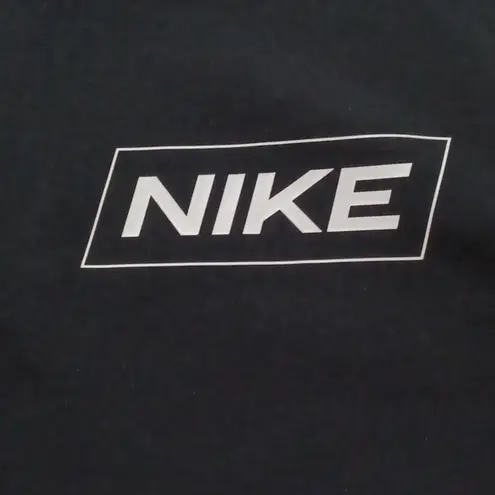 Nike  Pro Athletic shirt