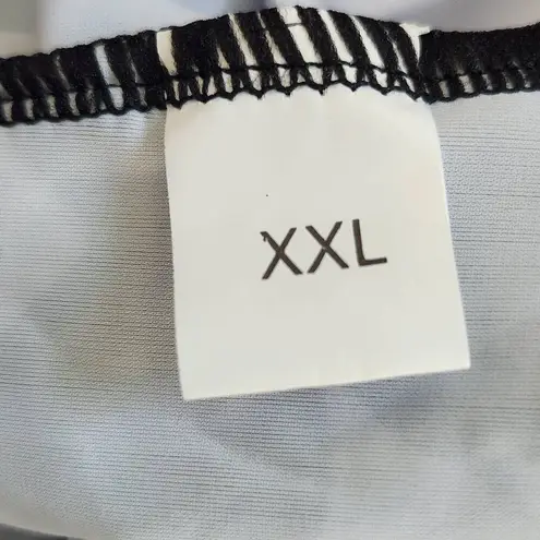 Black and White Circle Print Tankini Swimsuit NWOT Size XXL Polka Dot Tankini