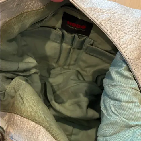 Hobo International Leather Shoulder Bag Purse Cream Silver