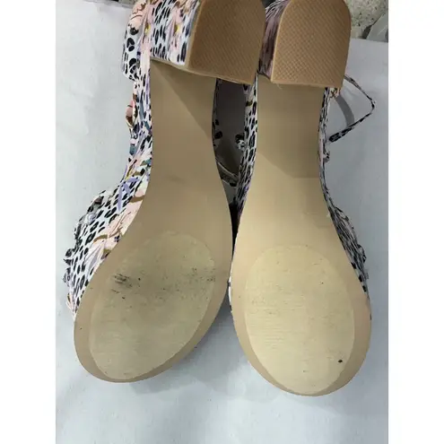 Womans Shoe Dazzle Astrid Platform Sandals 11 Multicolor Floral Open Toe Strappy