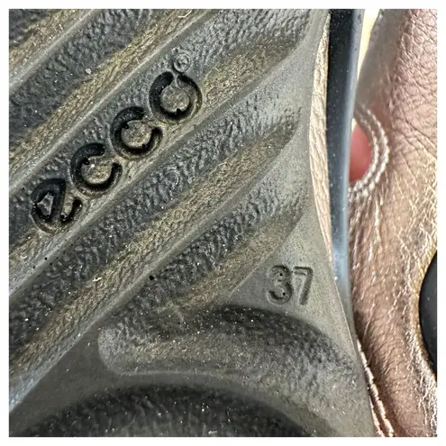 Ecco Jab Toggle Gold Leather Sandals Women's Size EU 37 (US 6.5)