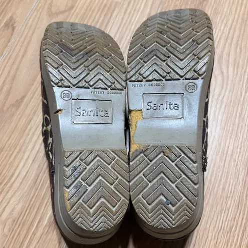 Sanita giraffe/brown nursing/healthcare clogs women’s 39,. (7.5