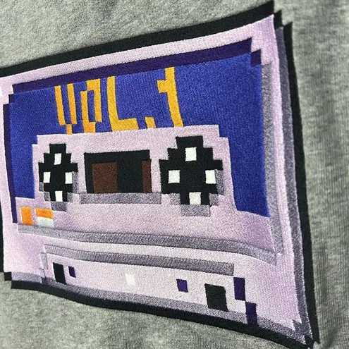 Bricktown Paris XS crewneck pullover cassette tape pixelated sweatshirt Gray - Image 4