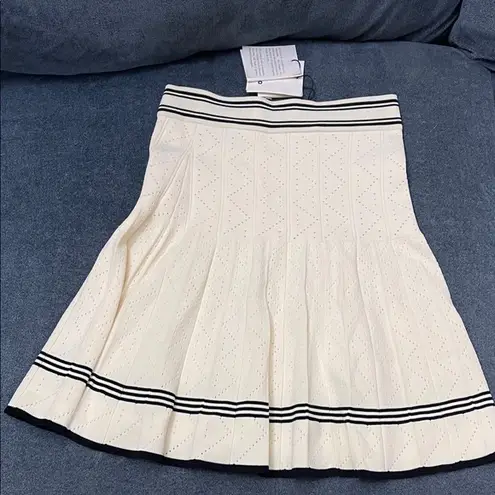Sandro Cream A-Line Pleated Skirt Resort Wear size 34