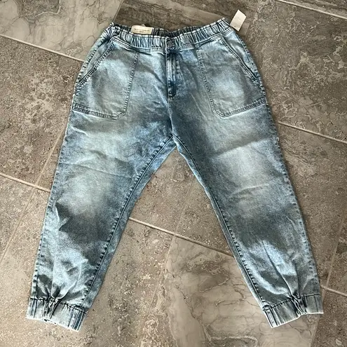 DL1961 Laura High Rise Jogger Jeans in Super Light, Size 34 NWT $209