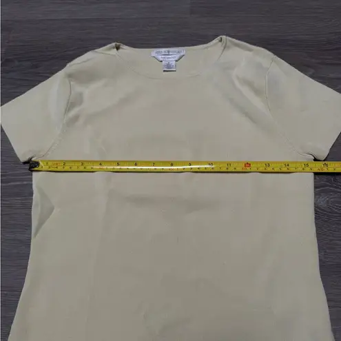 Petite Sophisticate butter yellow short sleeve tee top