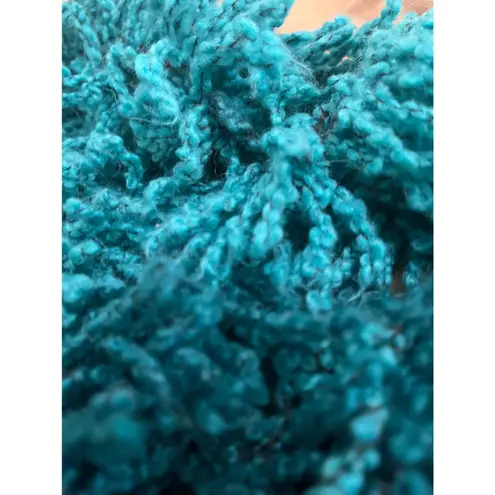 Warm & Stylish Blue Ombre Handknit Scarf