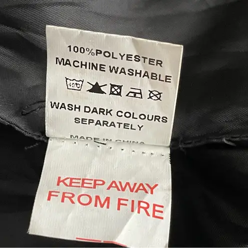 Missguided Black and Pink Bomber Jacket with Floral Motifs