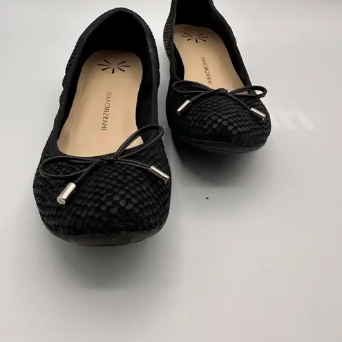 Isaac Mizrahi Black Textured Ballet Flats With Bow Accent Size 7.5