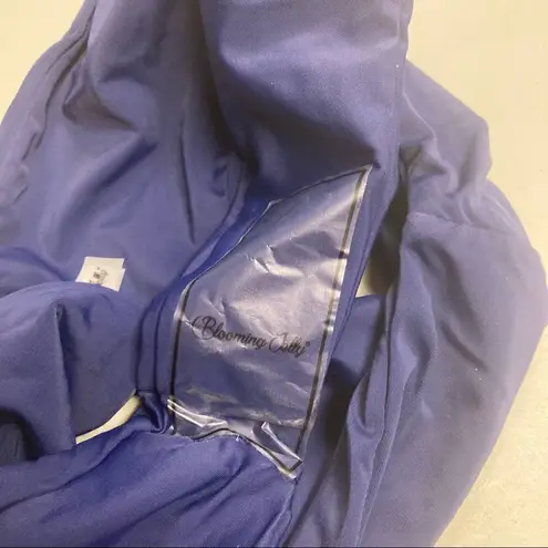 BLOOMING LILY, Women’s Two Piece, Navy Swimsuit, Size XL, bow in front, Blue