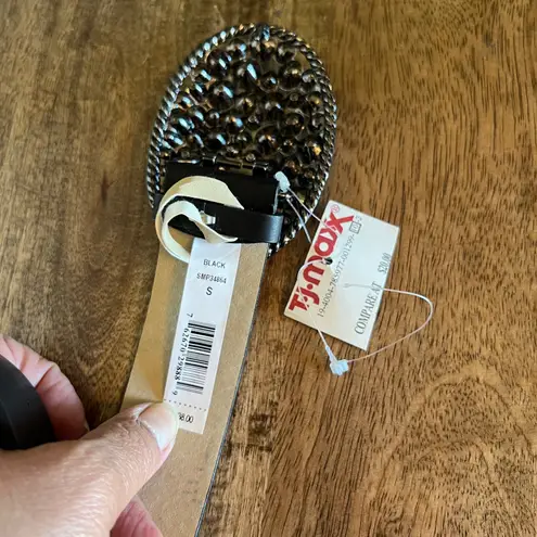 NWT Womens Black Faux Leather Belt Sparkling Rhinestone Oval Buckle Size S Chic