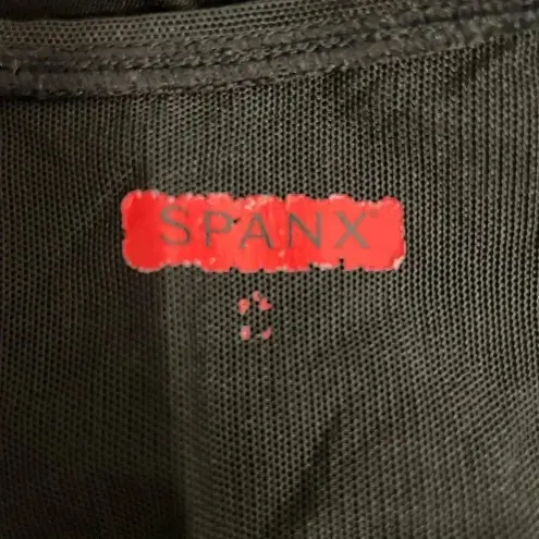 Spanx  Streamlined Mesh Back Sleeveless Activewear Tank Top Black Women's Small