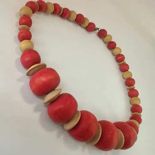 Pink and tan beaded necklace