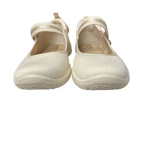 Jsport Women's Melody Cushioned Memory Foam Casual Flat Shoes Cream Size 10 NWB