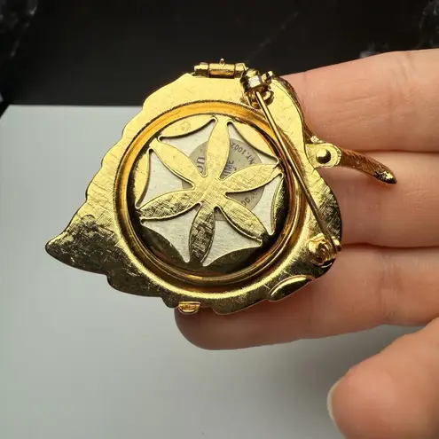 Avon Gold Tone Leaf Faux Pearl Locket Solid Perfume Holder Brooch Pin