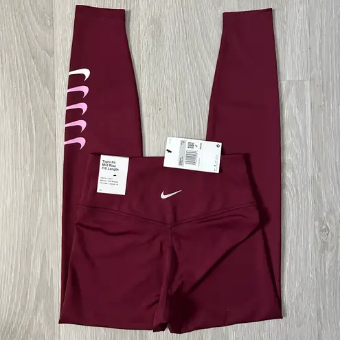 Nike NWT Swoosh Mid-Rise 7/8 Running Leggings Size XS