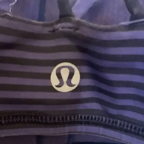 Lululemon  Free To Be Bra