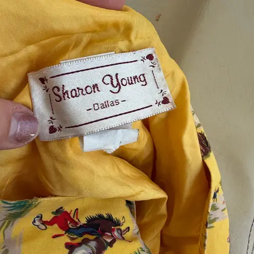 Sharon young 70s Yellow Western Print Women's Vest size small