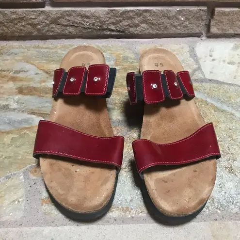 Naot Ashley Rhinestone slide sandals leather burgundy patent 42 11 Red