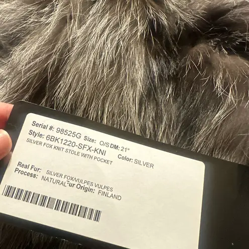 GORSKI Silver Fox Fur Stole with Pockets! NEW with tags $1999 one size! Real fur Gray