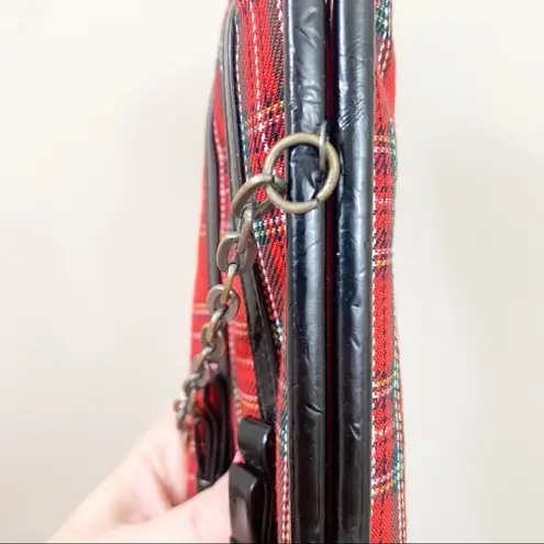Mundi Y2K London Calling Plaid Red/Black Elongated Clutch