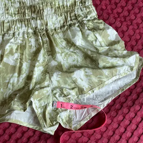 Free People Movement Green Athletic Shorts Women’s Size S | Lined Running Training Gym