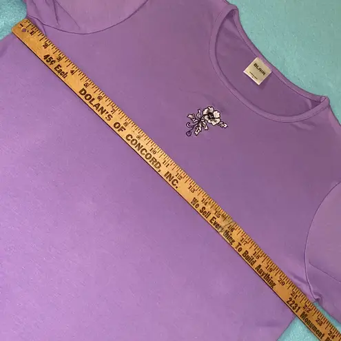 Blair floral embroidered short sleeve round neckline t-shirt purple NEW size L