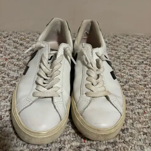 VEJA Esplar Logo Leather Low-Top Sneakers White Black- Size 36 (5)
