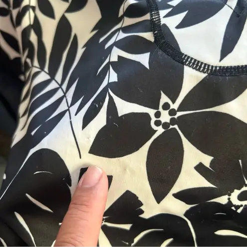 Swimsuits For All Black and White Floral Women's swim cover/dress sz 10